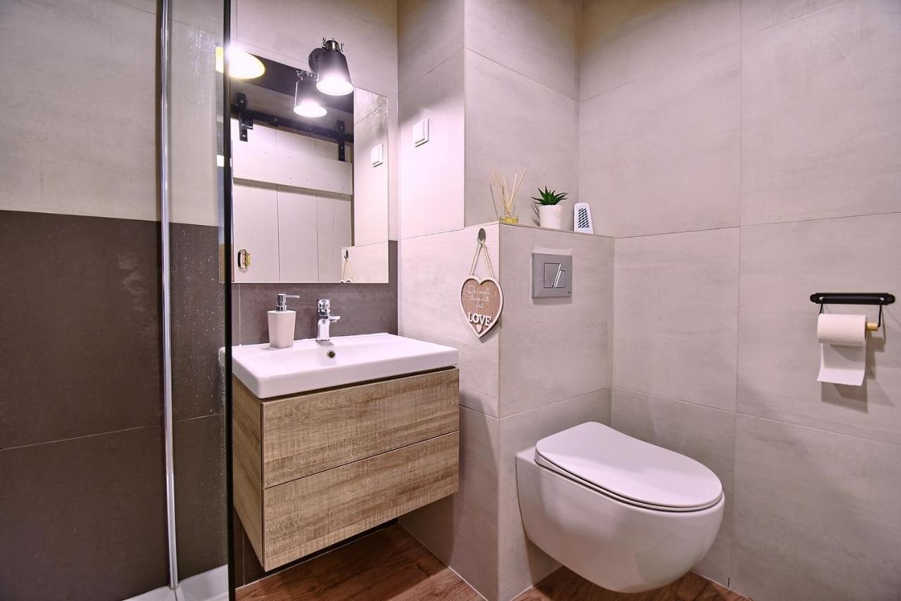 Miejsko Tu - Opera #134 Apartment ออลชติน ภายนอก รูปภาพ